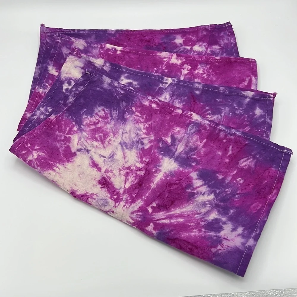TIE DYE NAPKIN SET OF FOUR PURPLE PINK AND WHITE